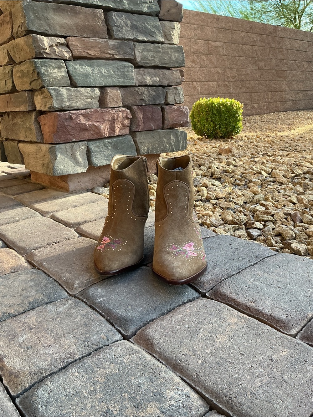 Gianni Bini Suede Western Booties in Brown with Pink Embroidery 7.5